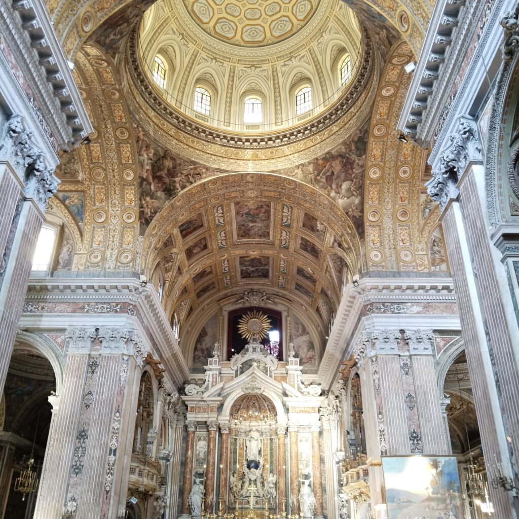 como Como viajar sola a la Costa Amalfitana y Napoles y ver la Iglesia Gesu Nuovoglesia Gesu Nuovo como Como viajar sola a la Costa Amalfitana y Napoles y ver la Iglesia Gesu Nuovo