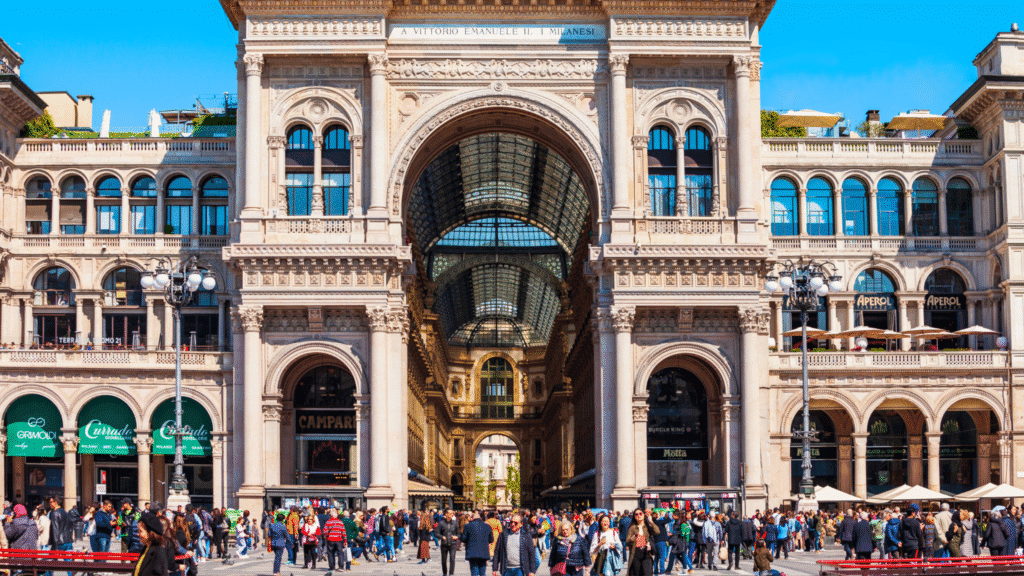 Lo Imprescindible Qué ver en Milan y Lago di Como Lo Imprescindible Qué ver en Milan y Lago di Como